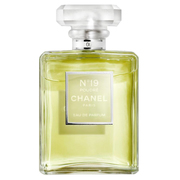 シャネル N°19 プードレ オードゥ パルファム