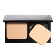 イルミネイティング フィニッシュ パウダー コンパクト SPF12